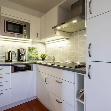 Rugana - Komfort Mit 1 Schlafzimmer B08 Appartement *