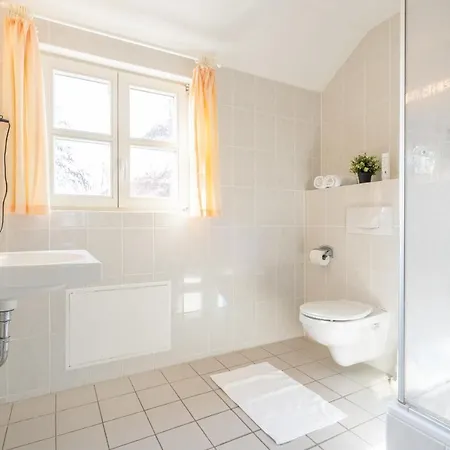 Rugana - Komfort Mit 1 Schlafzimmer B08 Appartement *